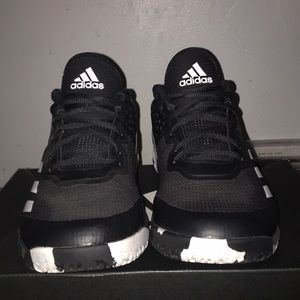 Adidas crazy flight bounce